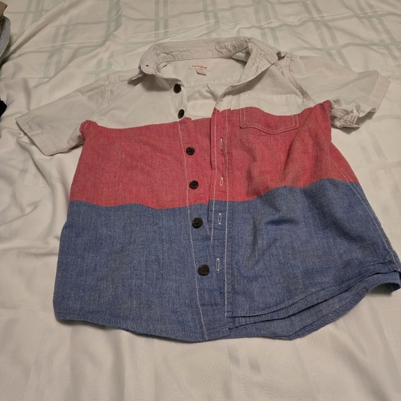 Lot of 2 boys size 6 shirts (OshKosh and Cat & Jack) - Picture 2 of 8